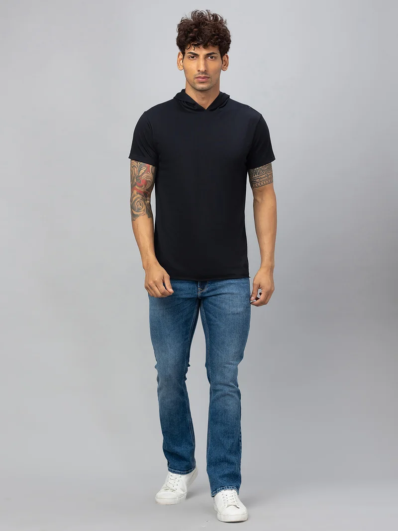 جلو باص Globus Men Black Back Printed Hooded Cotton Regular Fit Sports T-shirt